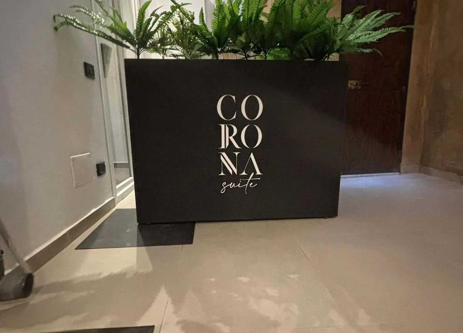 Corona Suite & Rooms Palermo 0*,