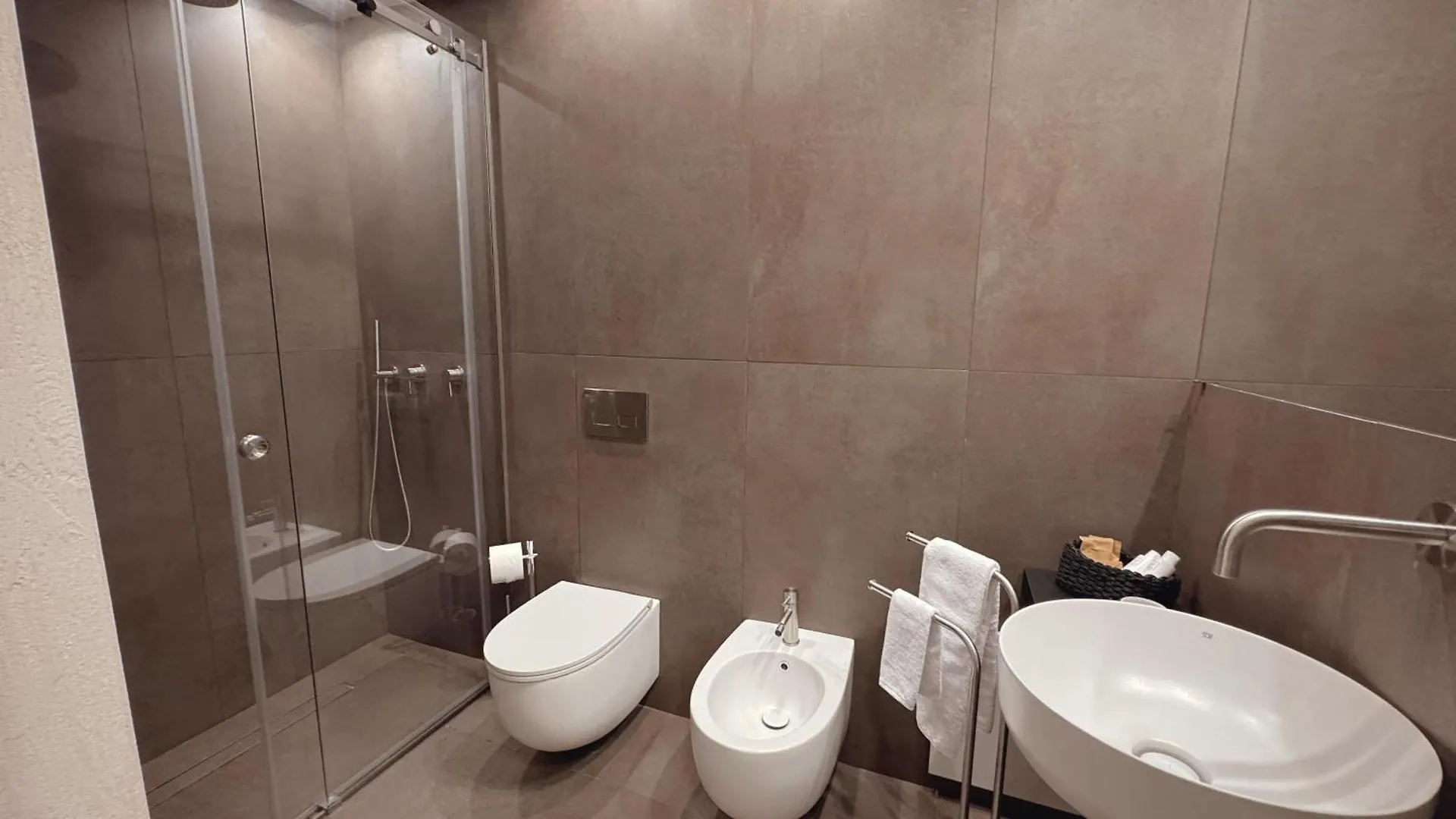 Corona Suite & Rooms Palermo Bed & Breakfast