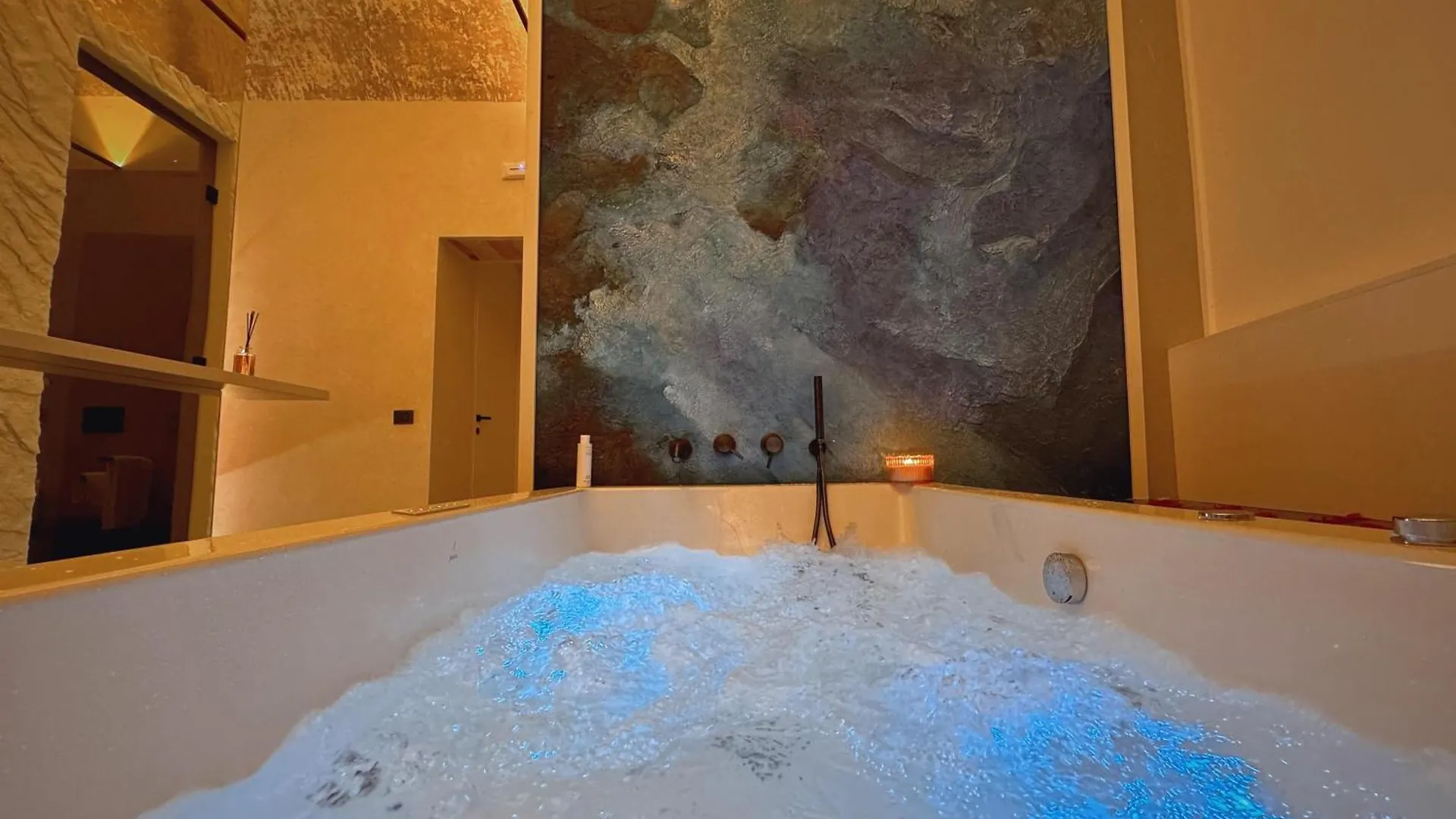 Corona Suite & Rooms Palermo Italien