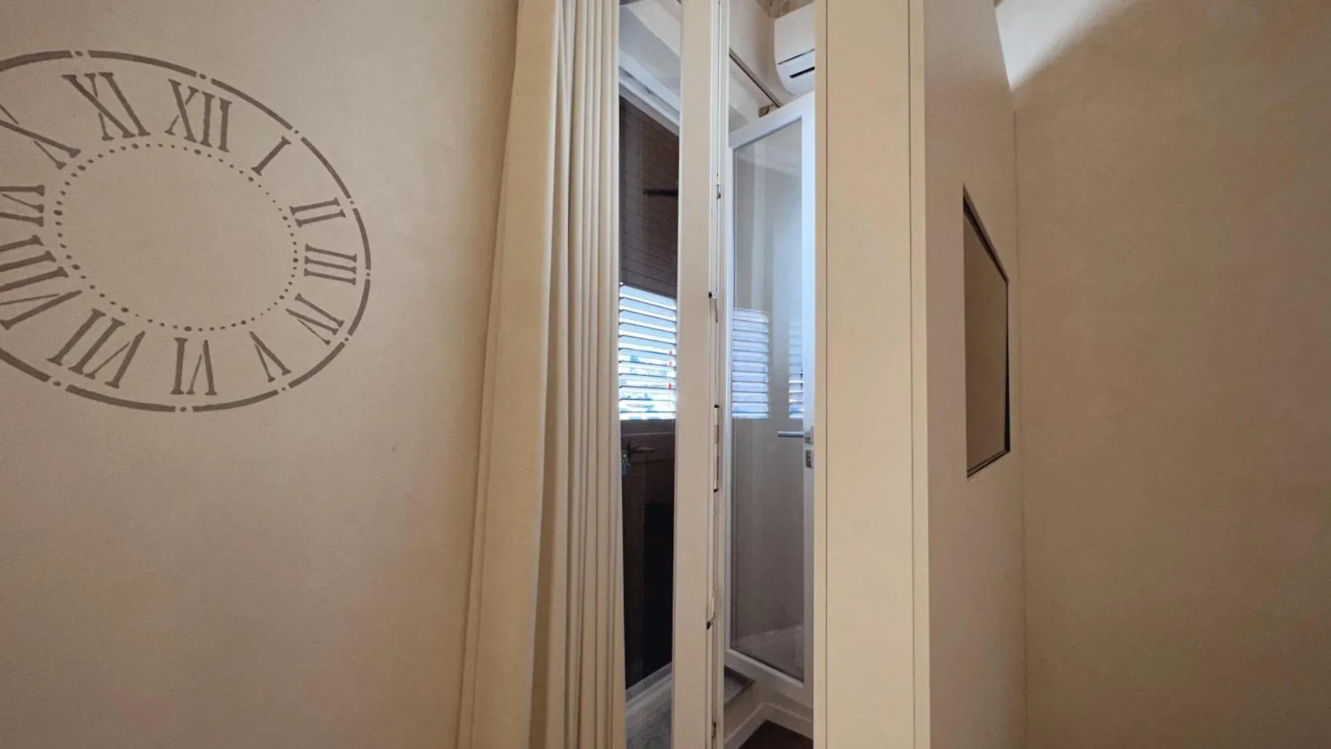 Corona Suite & Rooms Palermo Bed & Breakfast