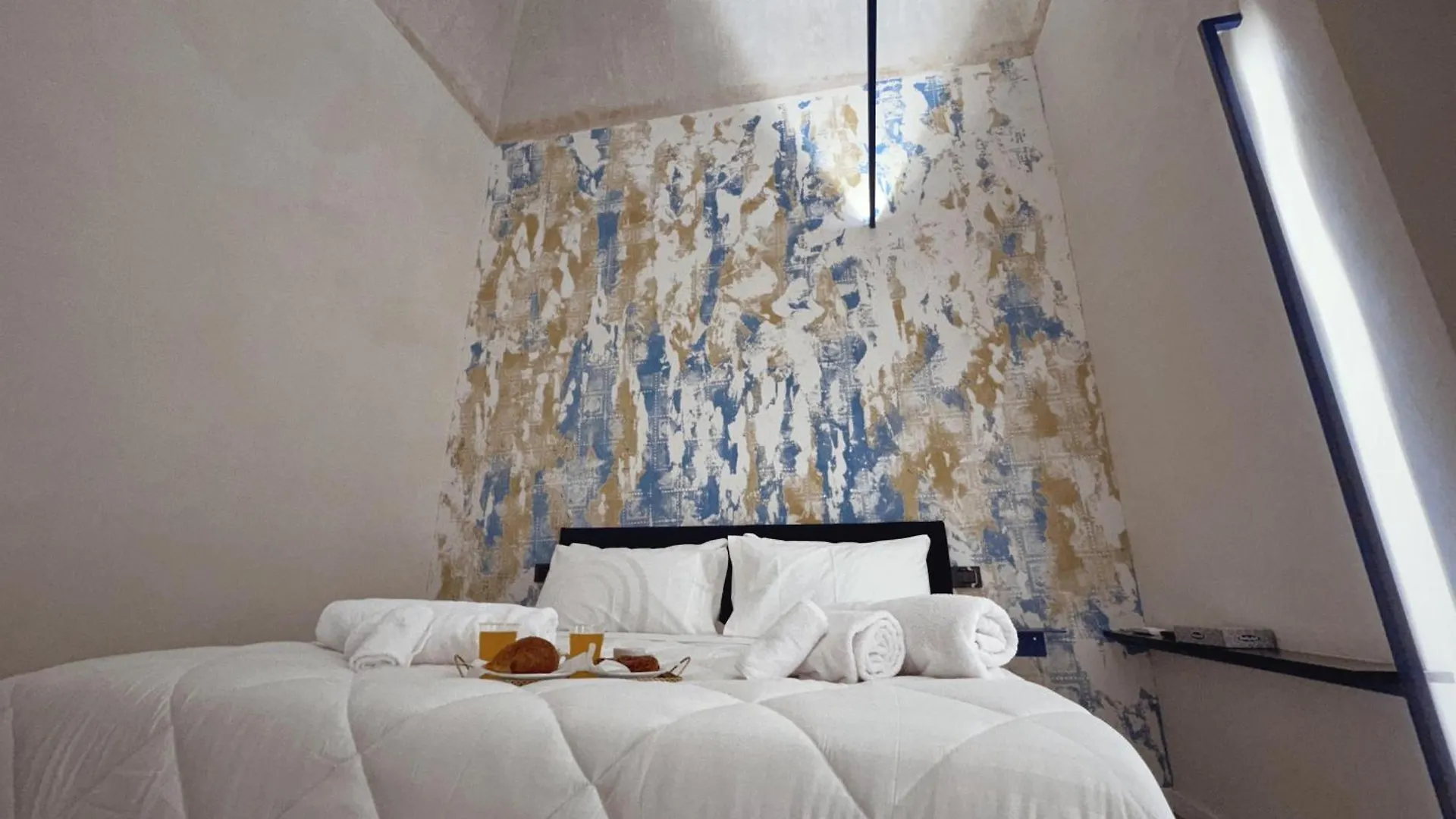 Corona Suite & Rooms Palermo Italien