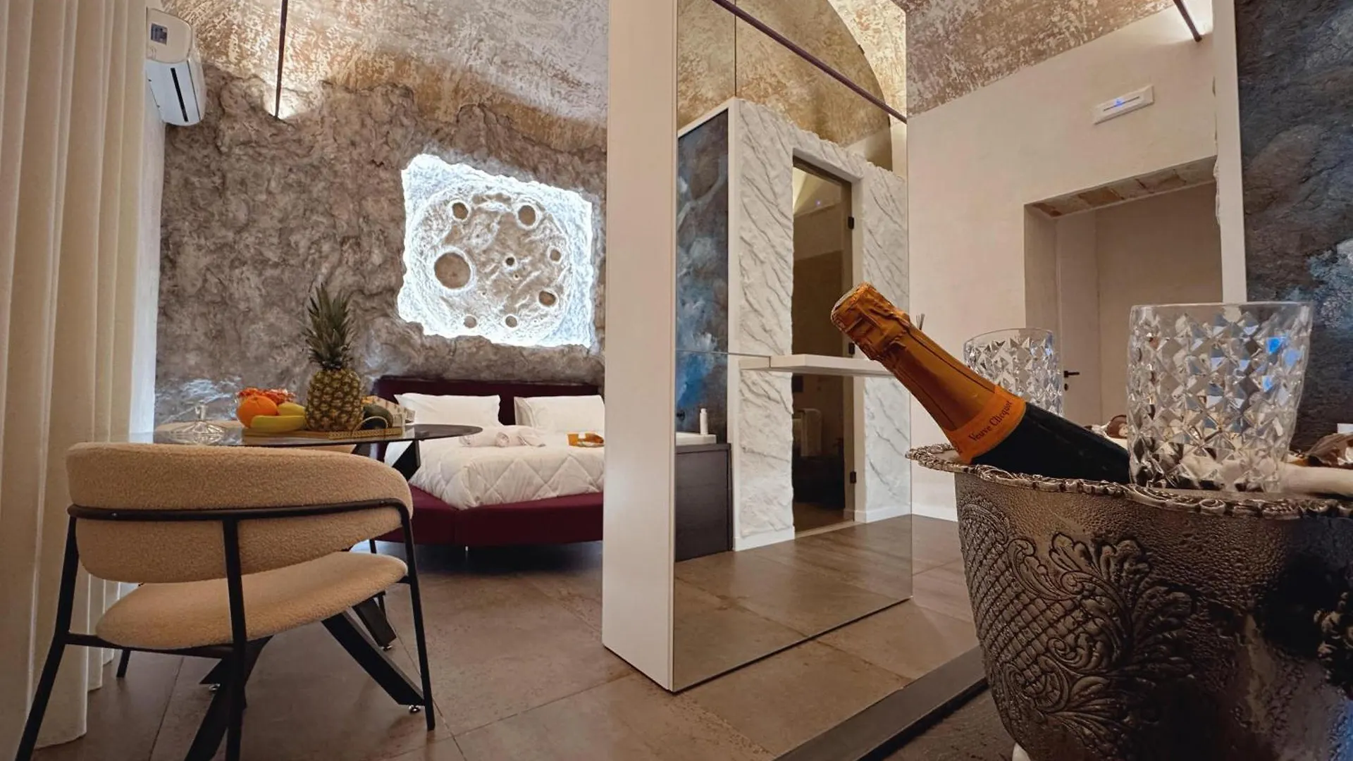 Corona Suite & Rooms Palermo Bed & Breakfast